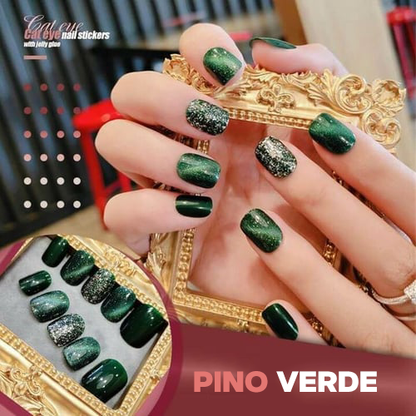 1 + 1 GRATIS 🎁 Juego de 24 Uñas autoadhesivas reutilizables - EyeNail™