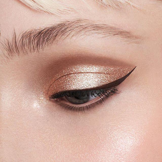 GLITTER & GLOW